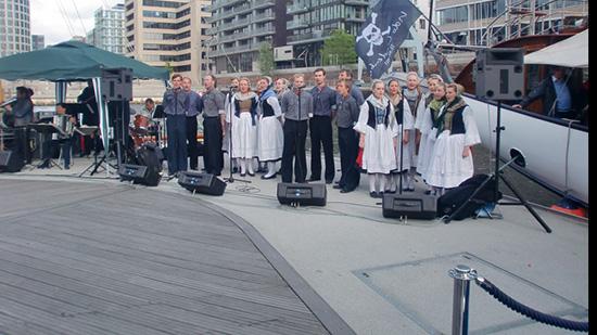 van der Rest Sail Charter