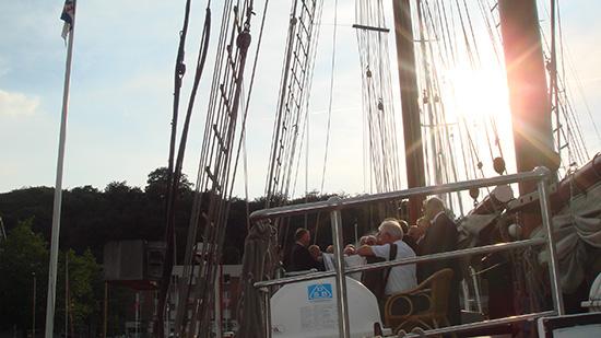 van der Rest Sail Charter