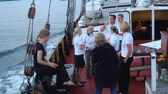 van der Rest Sail Charter