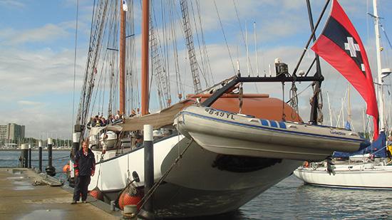 van der Rest Sail Charter