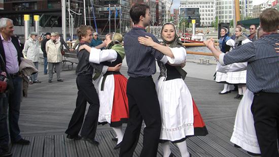 van der Rest Sail Charter