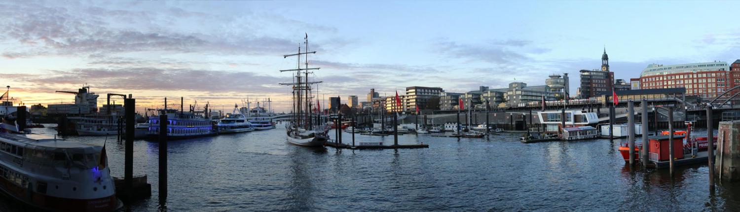 Nehmen Sie Kurs auf neue Horizonte – mit unseren Großseglern Loth Lorien und J. R. Tolkien.